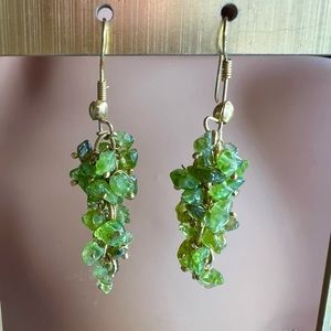 Peridot Nuggets Vintage Dangle Earrings, gold tone